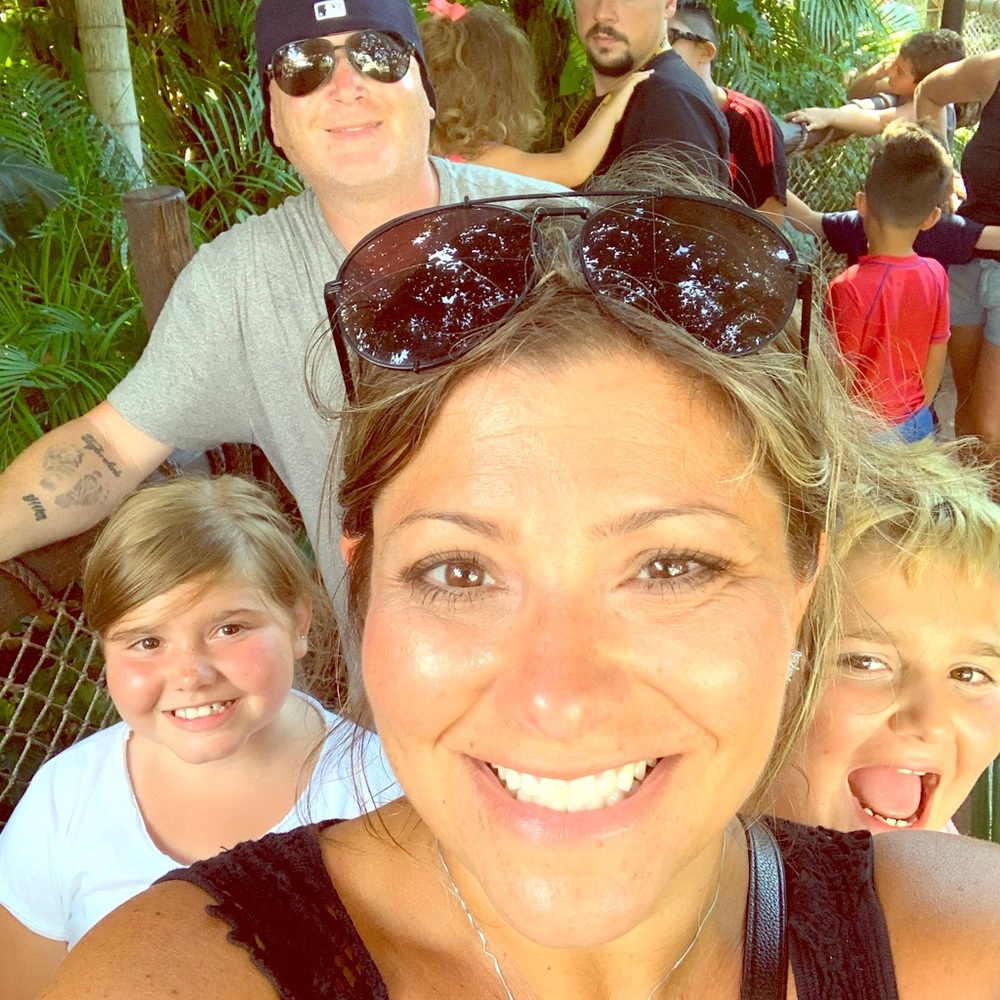 Meet your Posher, Toni